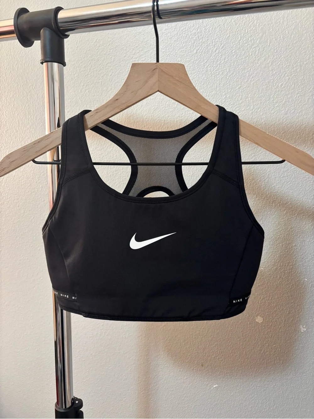 Nike Black Graphic Sports Bra & Gray Athletic Leggings Set